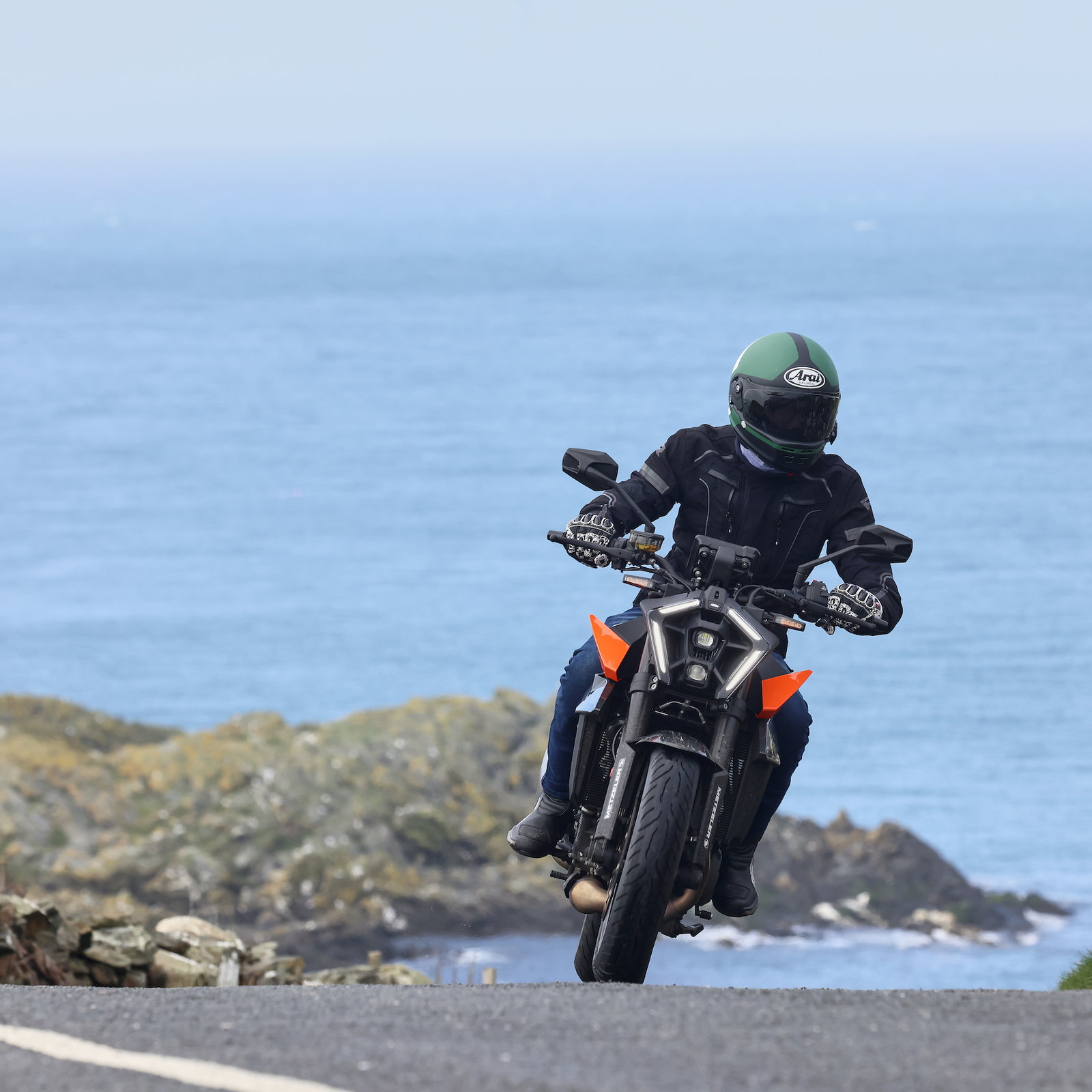Metzeler Roadtec 02 tested on a KTM 990 Duke